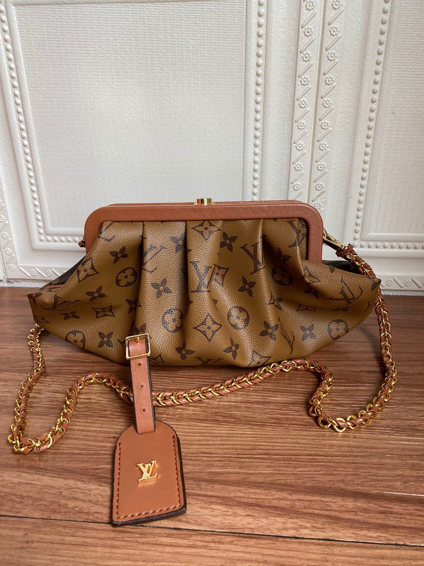 Designer Handbags louis vuitton 052