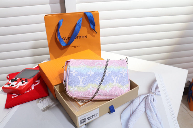 Louis Vuitton Luxury Bags 2770