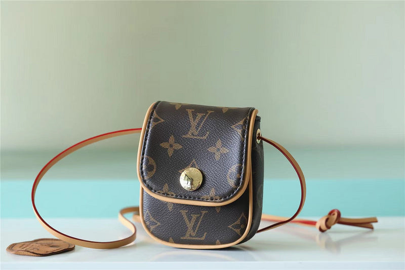 Luxury - Louis Vuitton Bags - 095