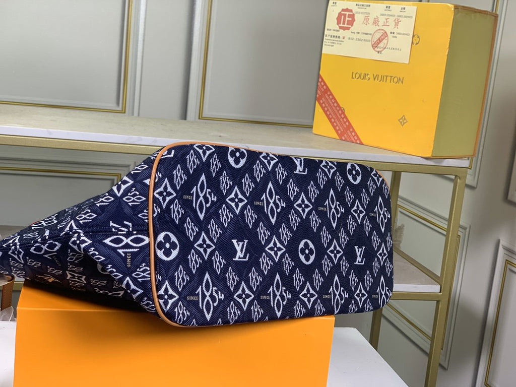 Designer Handbags louis vuitton 100