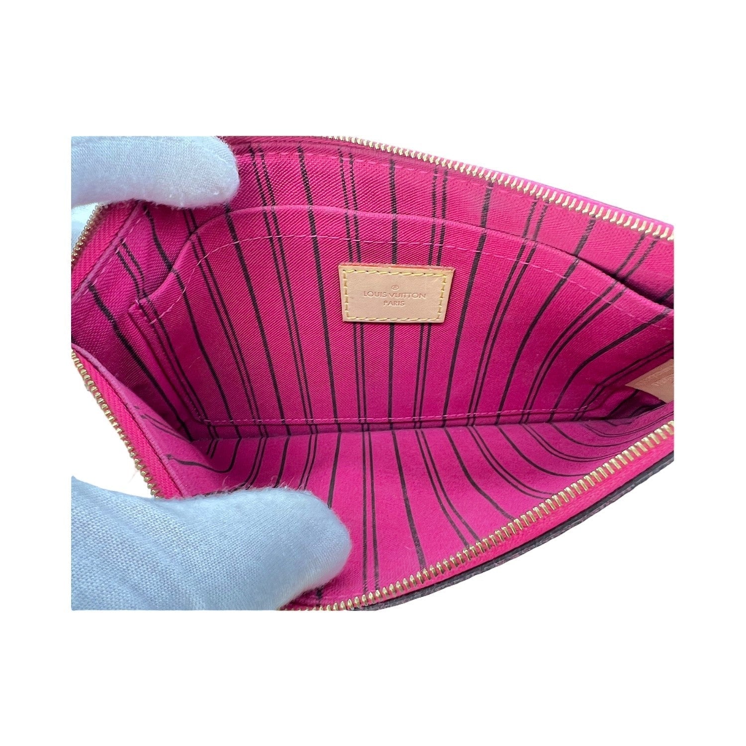 Louis Vuitton Monogram Neverfull MM Pochette