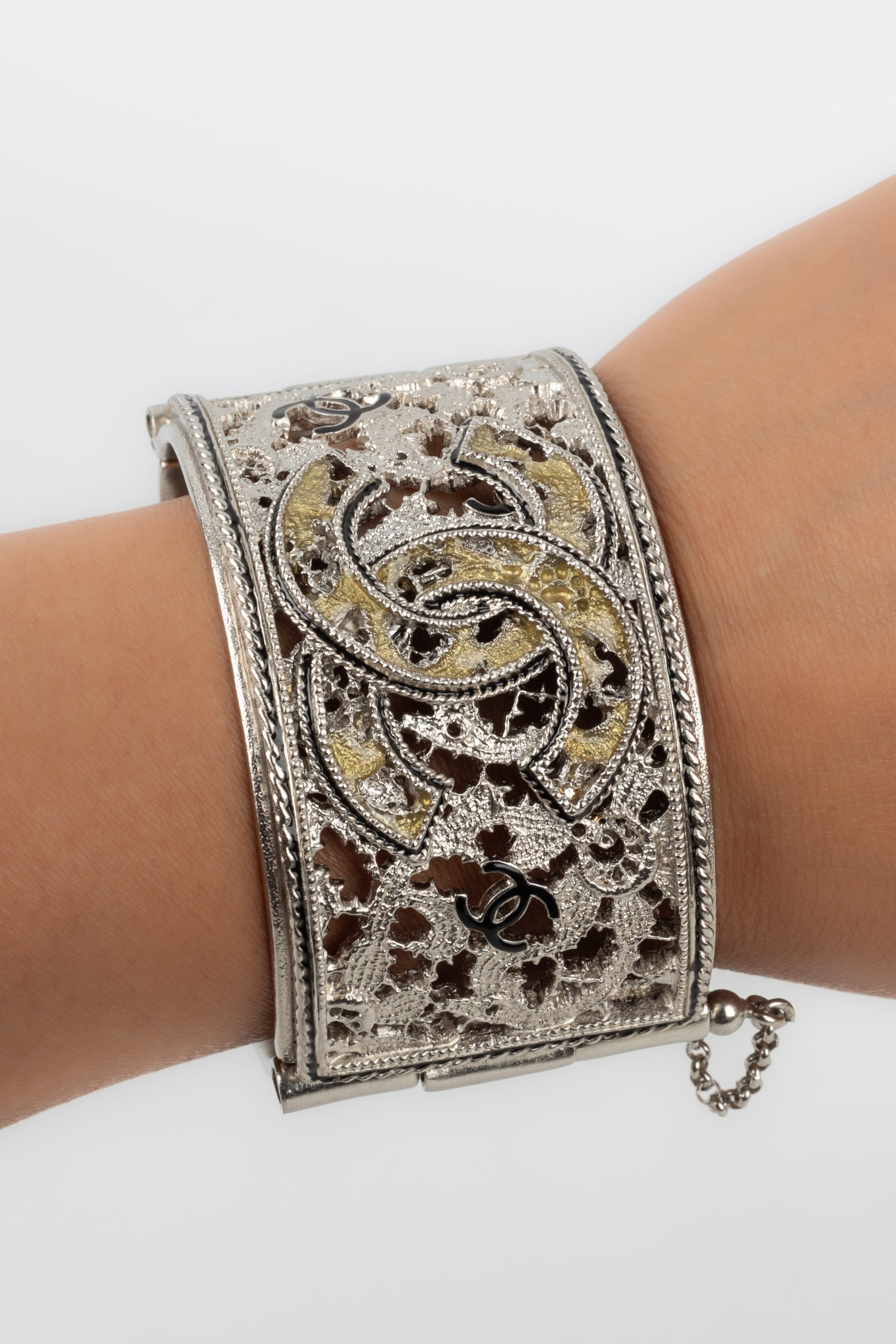 Bracelet manchette Chanel Automne 2010