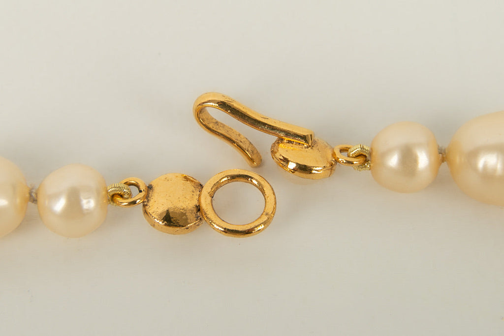 Collier cam��lia Chanel Printemps 1999