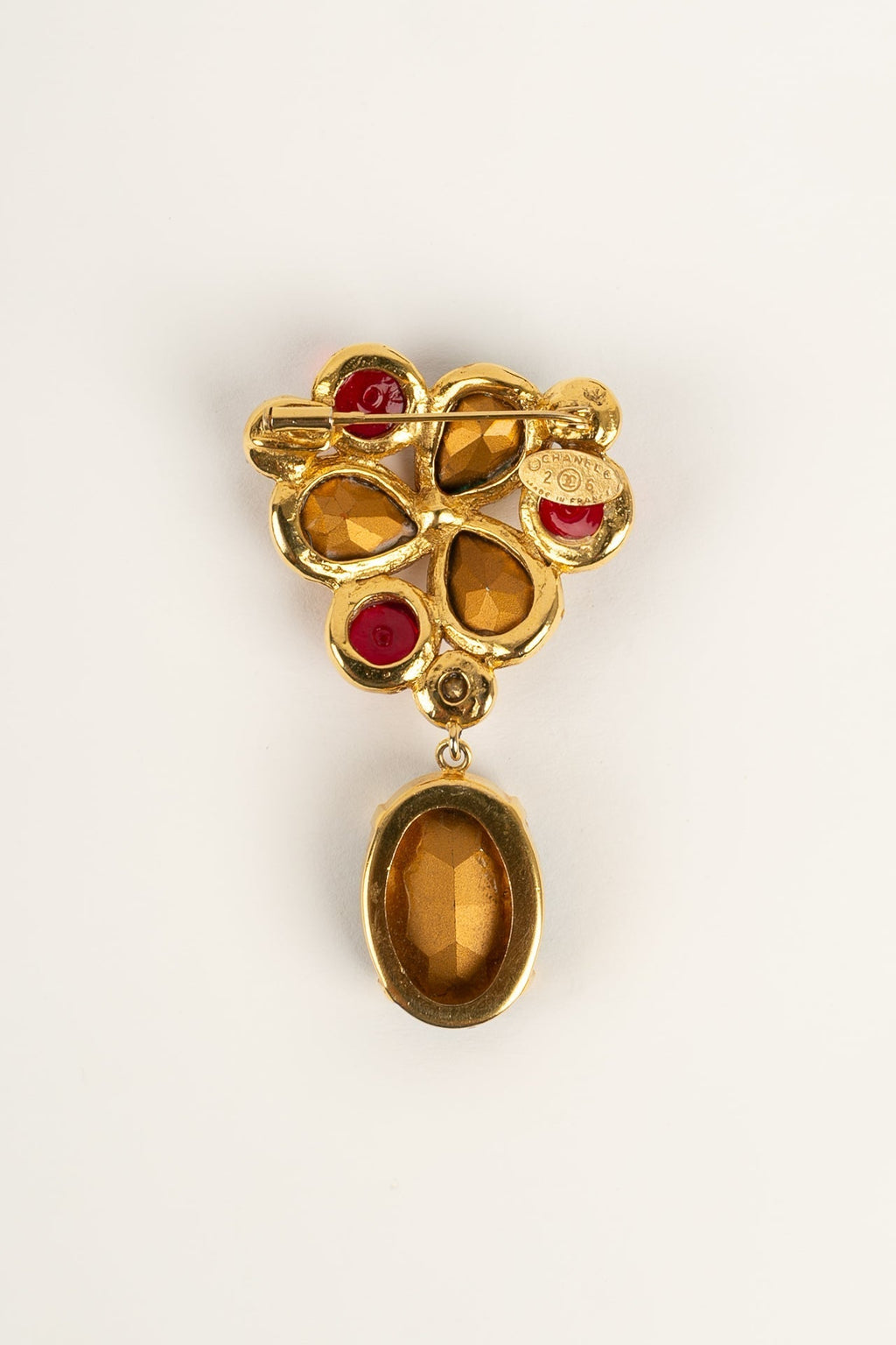 Broche strassée Chanel