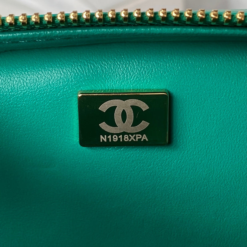 aura-bags - Chanel Bags - 7555