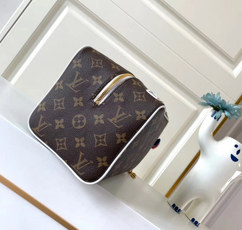 Louis Vuitton Luxury Bags 2542