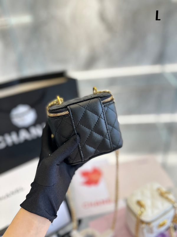 aura-bags - Chanel Bags - 7033