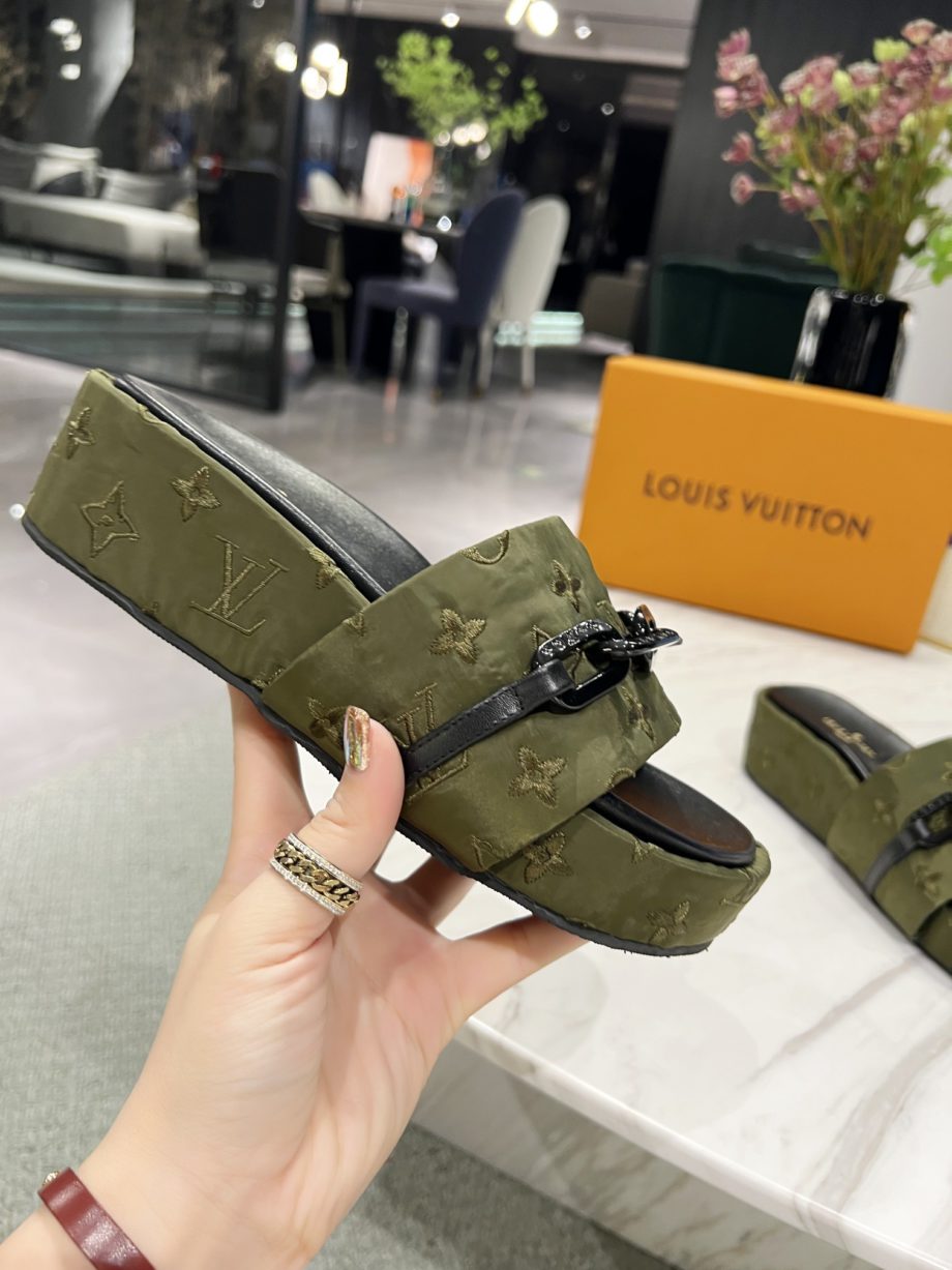 louis vuitton Jumbo Flatform Mule Green For Women LV