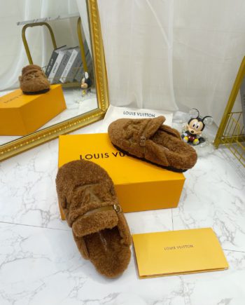 louis vuitton Women's Winterbreak Flat Comfort Mule Brown For Women LV