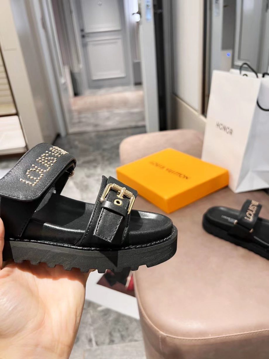 louis vuitton Women's Bom Dia Flat Mule Black For Women