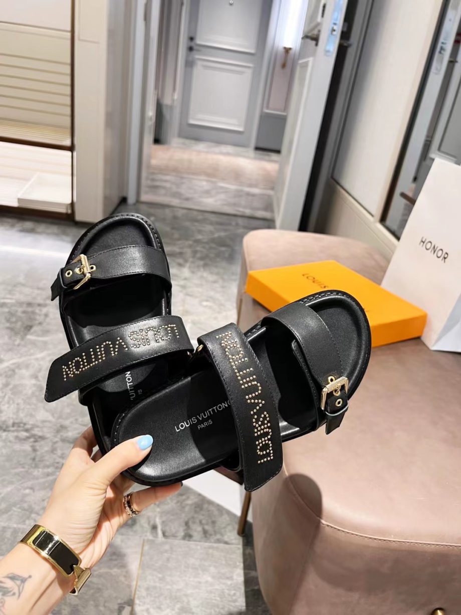 louis vuitton Women's Bom Dia Flat Mule Black For Women