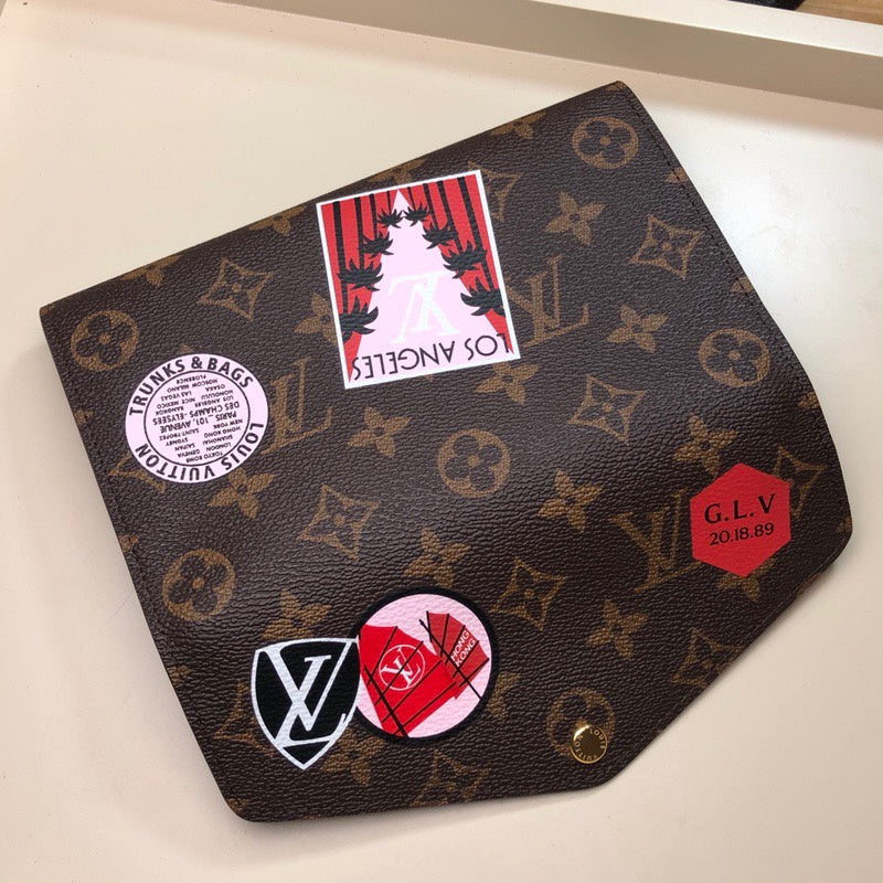 Louis Vuitton Luxury Bags 2422