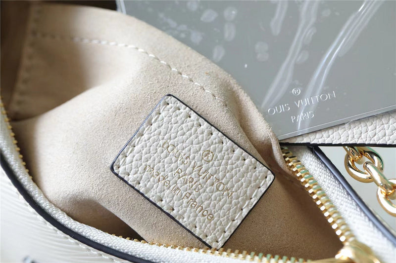 Luxury - Louis Vuitton Bags - 113