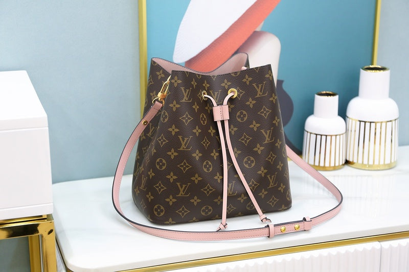 Louis Vuitton Luxury Bags 2687