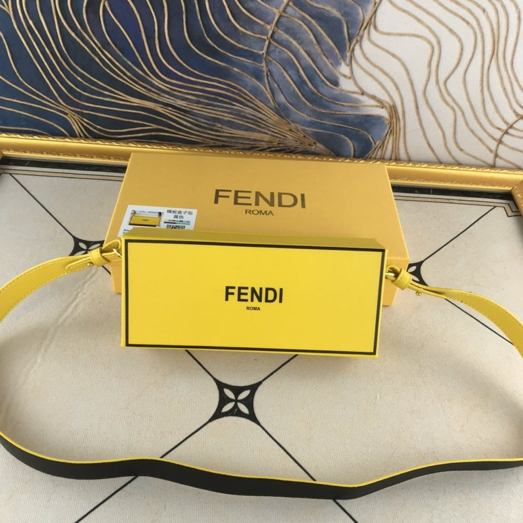 Designer Handbags Fendi 051