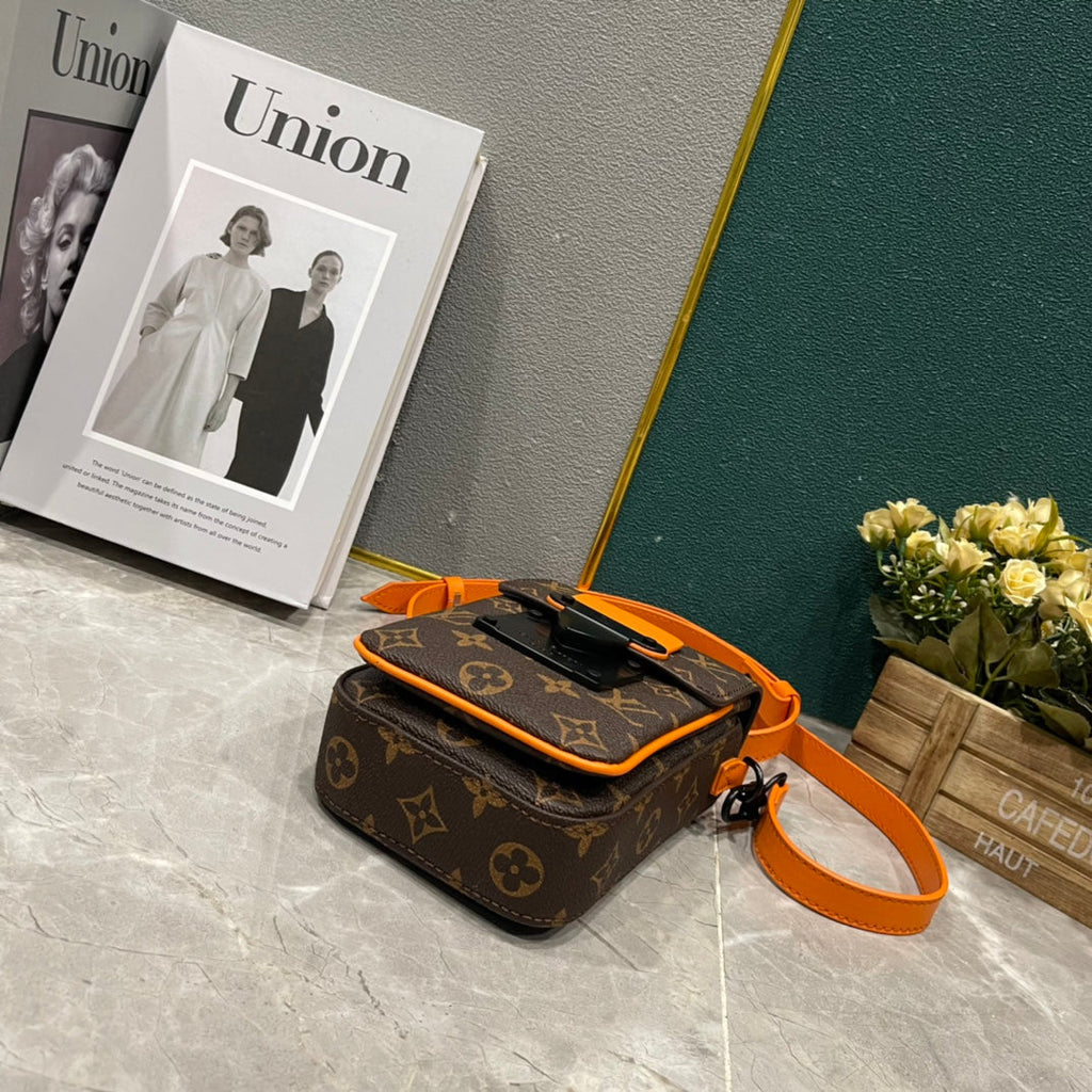 Luxury Bags Louis Vuitton  805