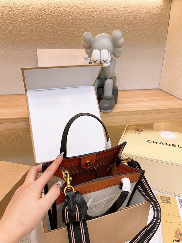 Aura Bags - CCH Bags - 010