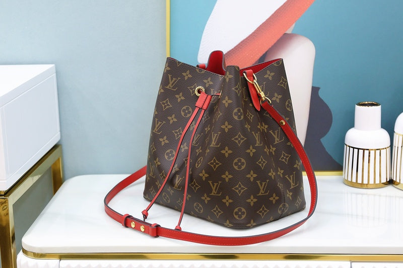 Louis Vuitton Luxury Bags 2688