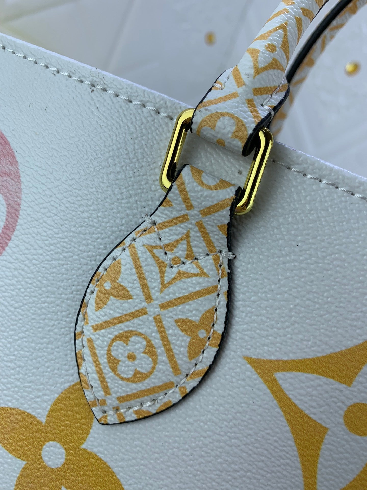 Luxury Bags Louis Vuitton  815