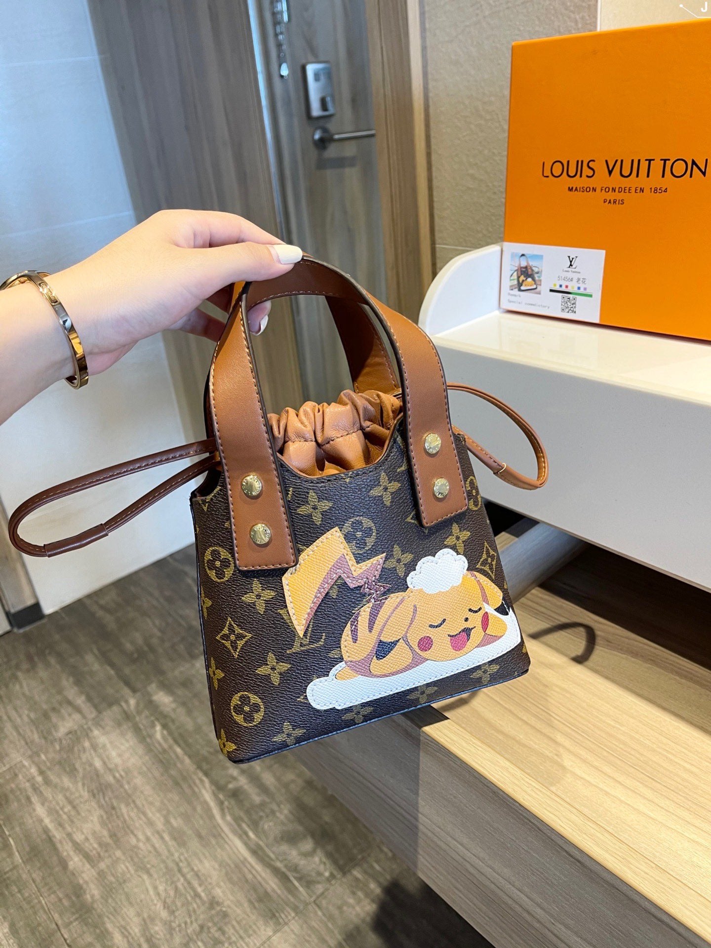 Designer Handbags louis vuitton 500