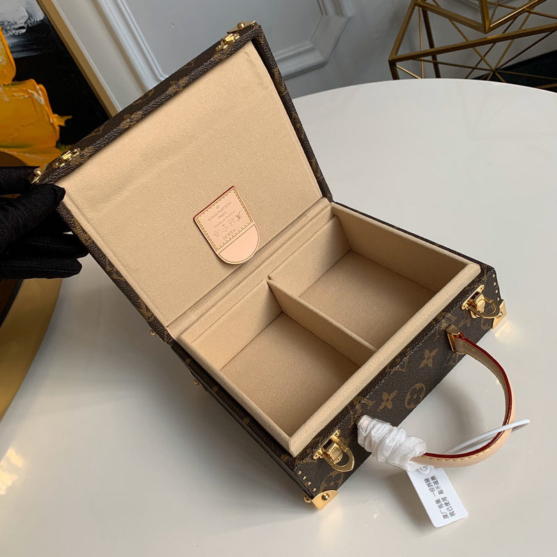 Louis Vuitton Luxury Bags 1907