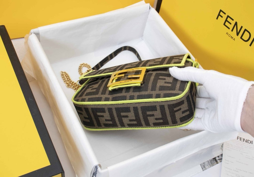 Designer Handbags Fendi 162