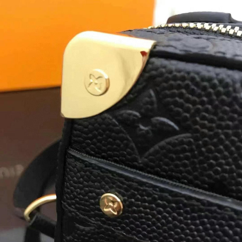 Louis Vuitton Luxury Bags 2484