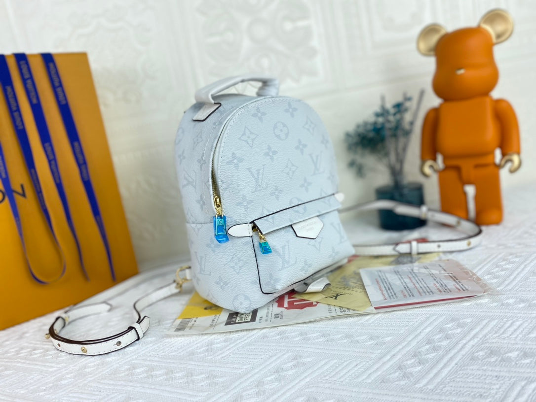 New Lux Bags Louis Vuitton  900