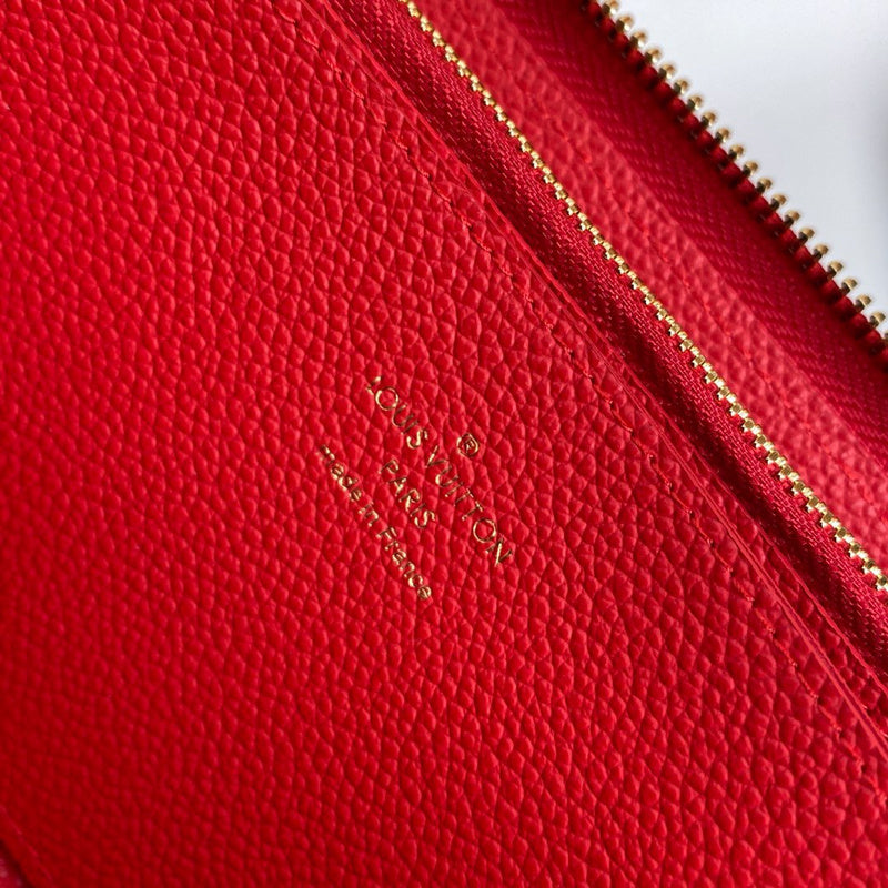 Louis Vuitton Luxury Bags 1820