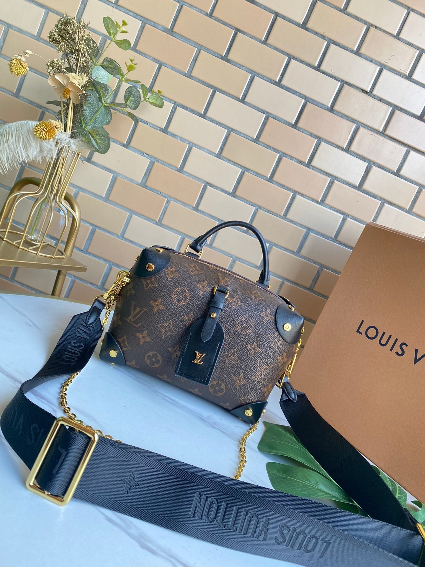 Designer Handbags louis vuitton 107