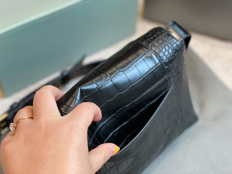 Aura Bags - BGA Bags - 1560
