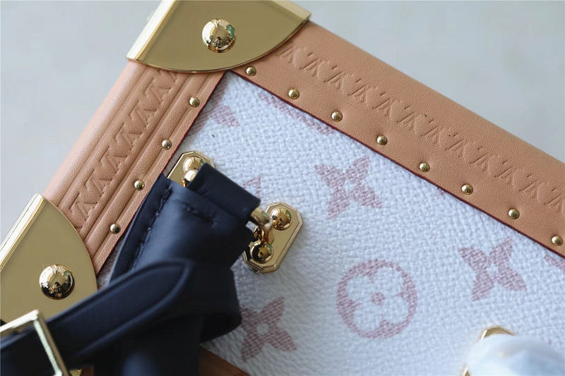 Luxury - Louis Vuitton Bags - 098