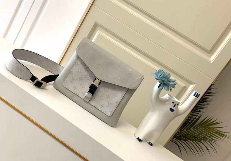 Louis Vuitton Luxury Bags 2575