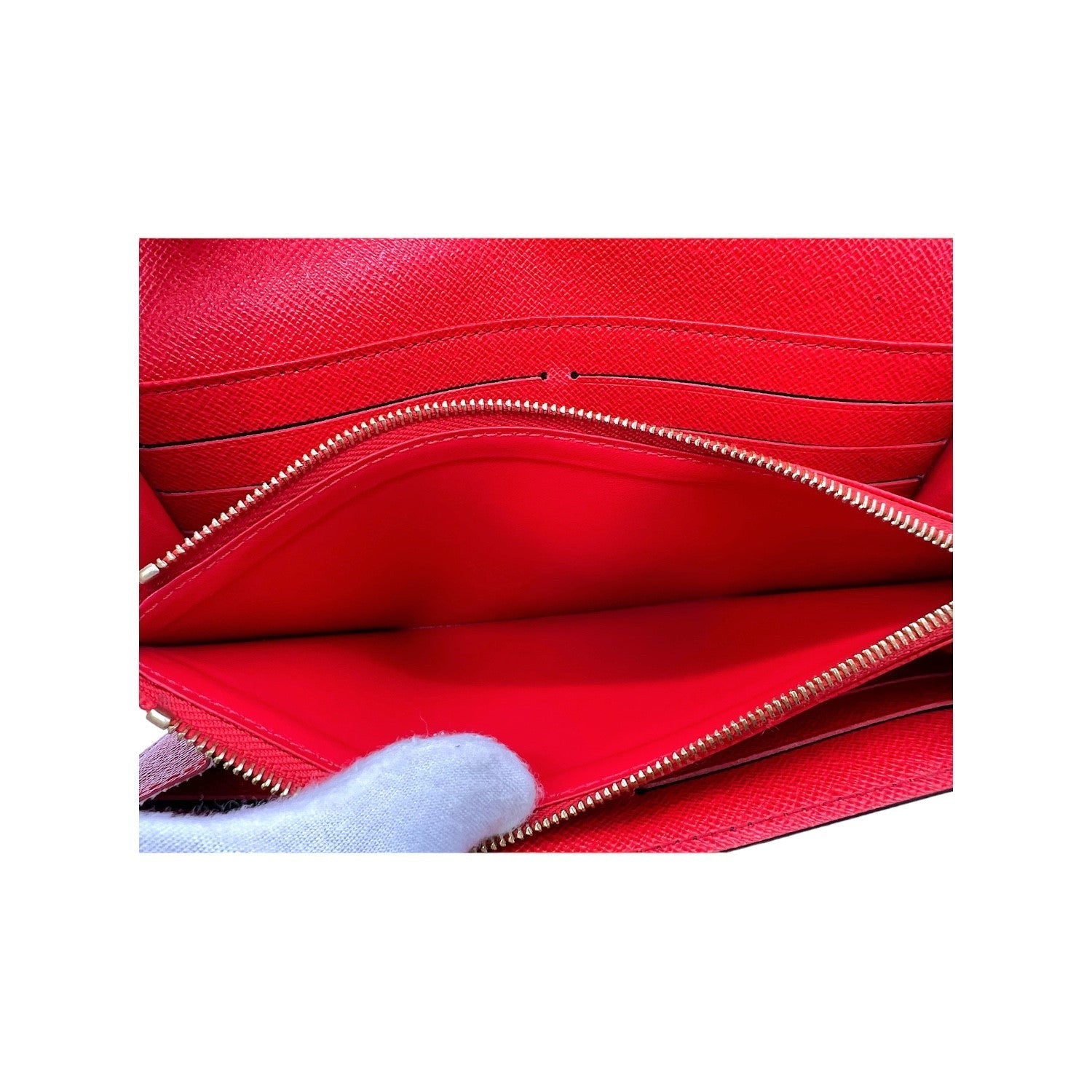 Louis Vuitton Monogram Poppy Sarah Wallet