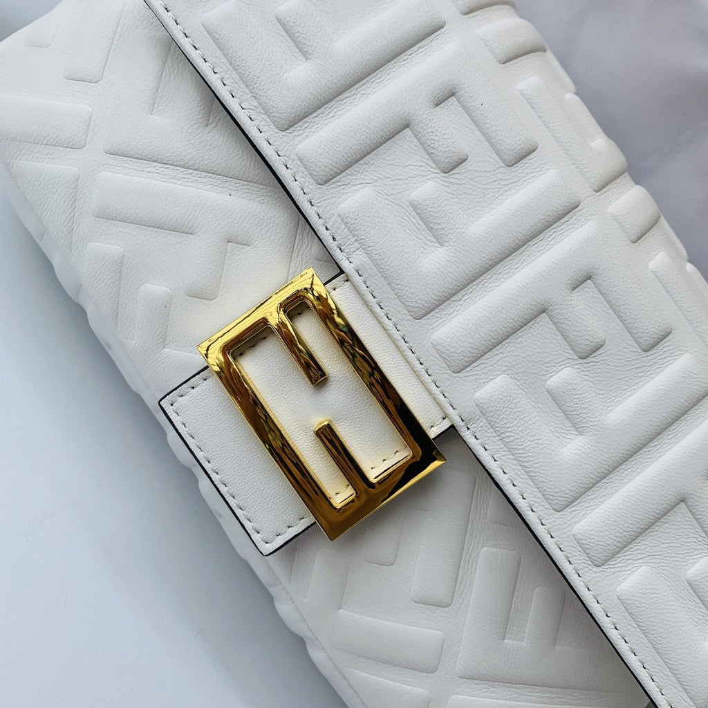 Designer Handbags Fendi 177