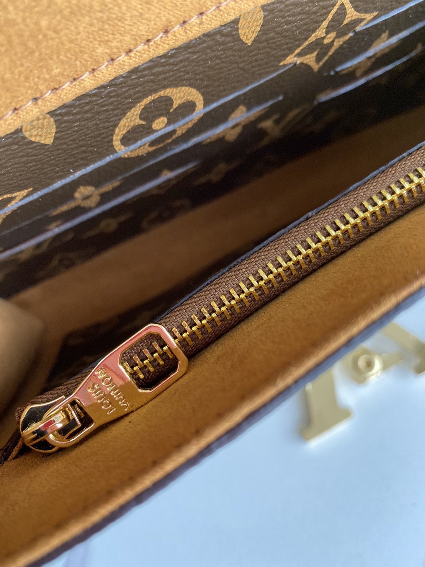Designer Wallet louis vuitton 056