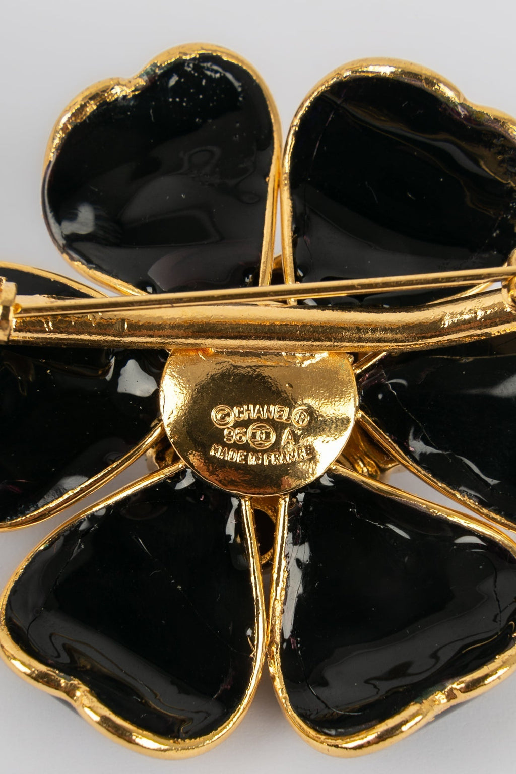 Broche camélia Chanel 1995