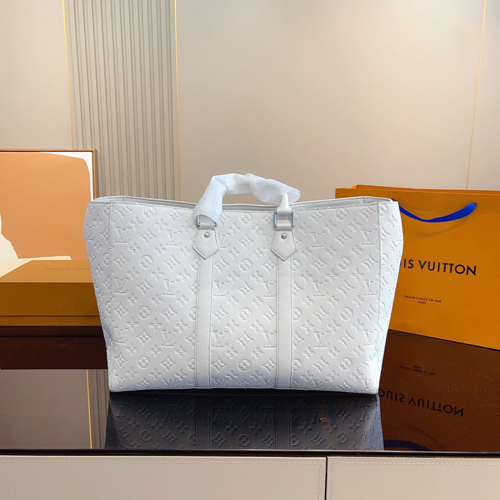 Luxury Bags Louis Vuitton  731