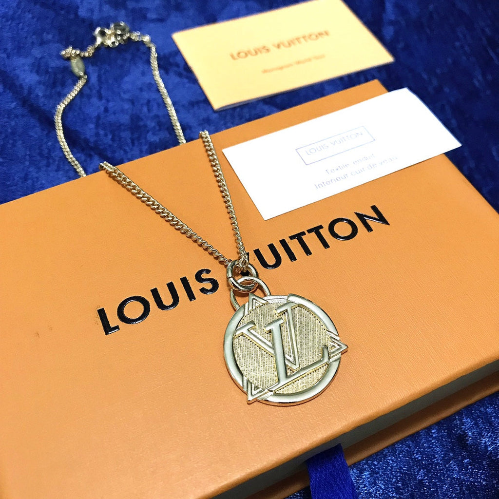 BG - Holiday Necklace louis vuitton026