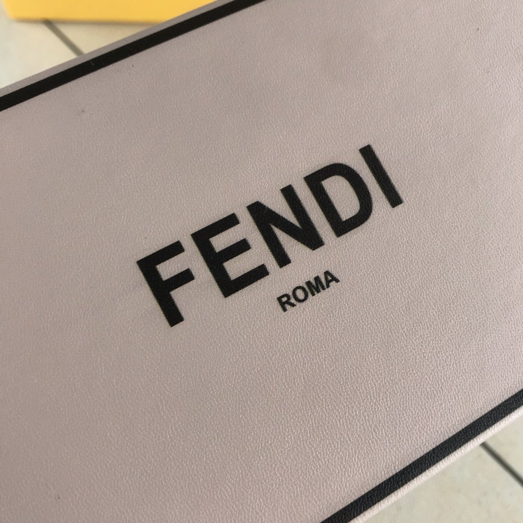 Designer Handbags Fendi 052