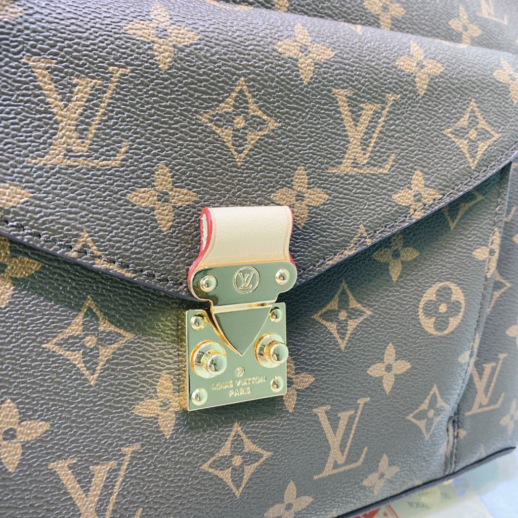 Designer Handbags louis vuitton 057