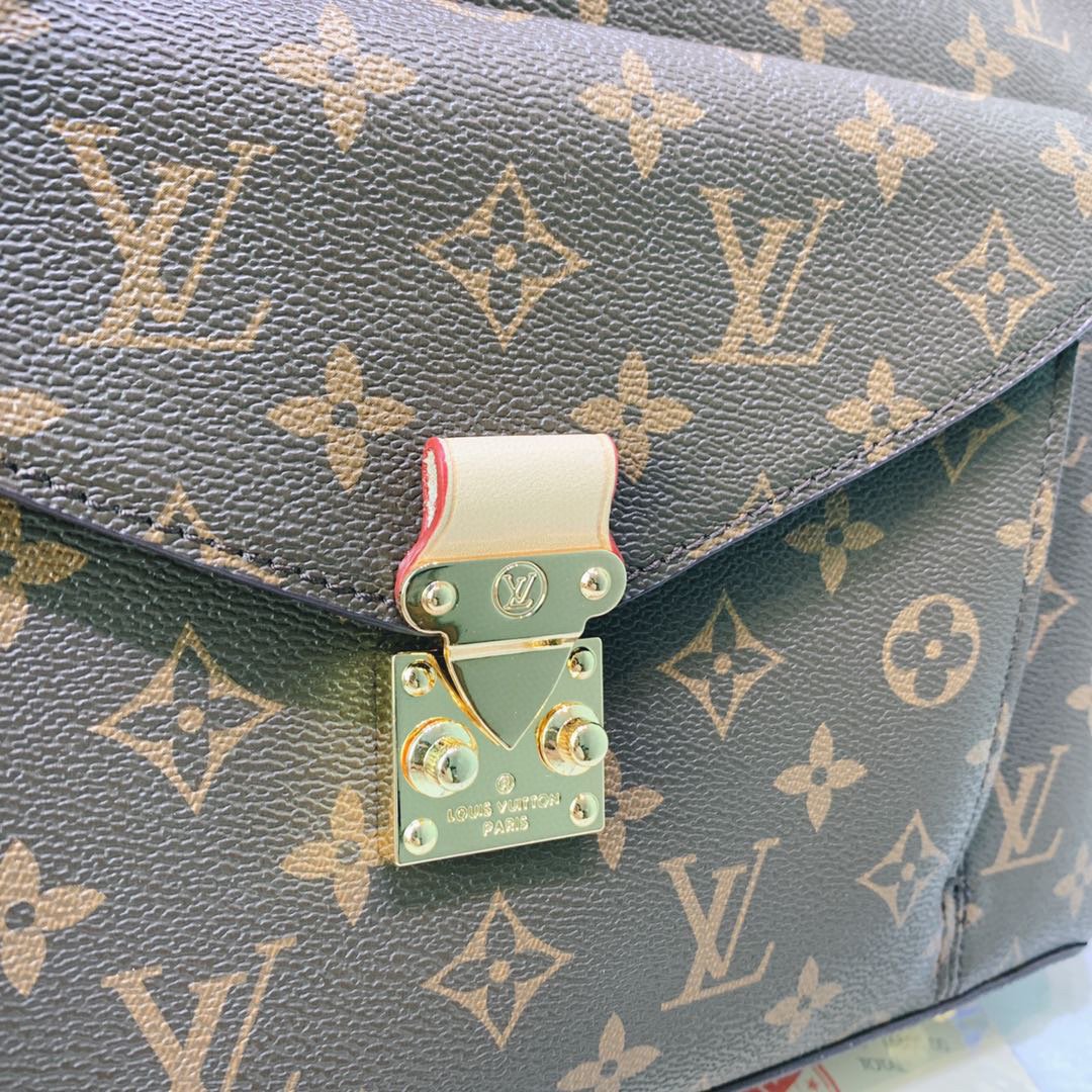 Designer Handbags louis vuitton 057