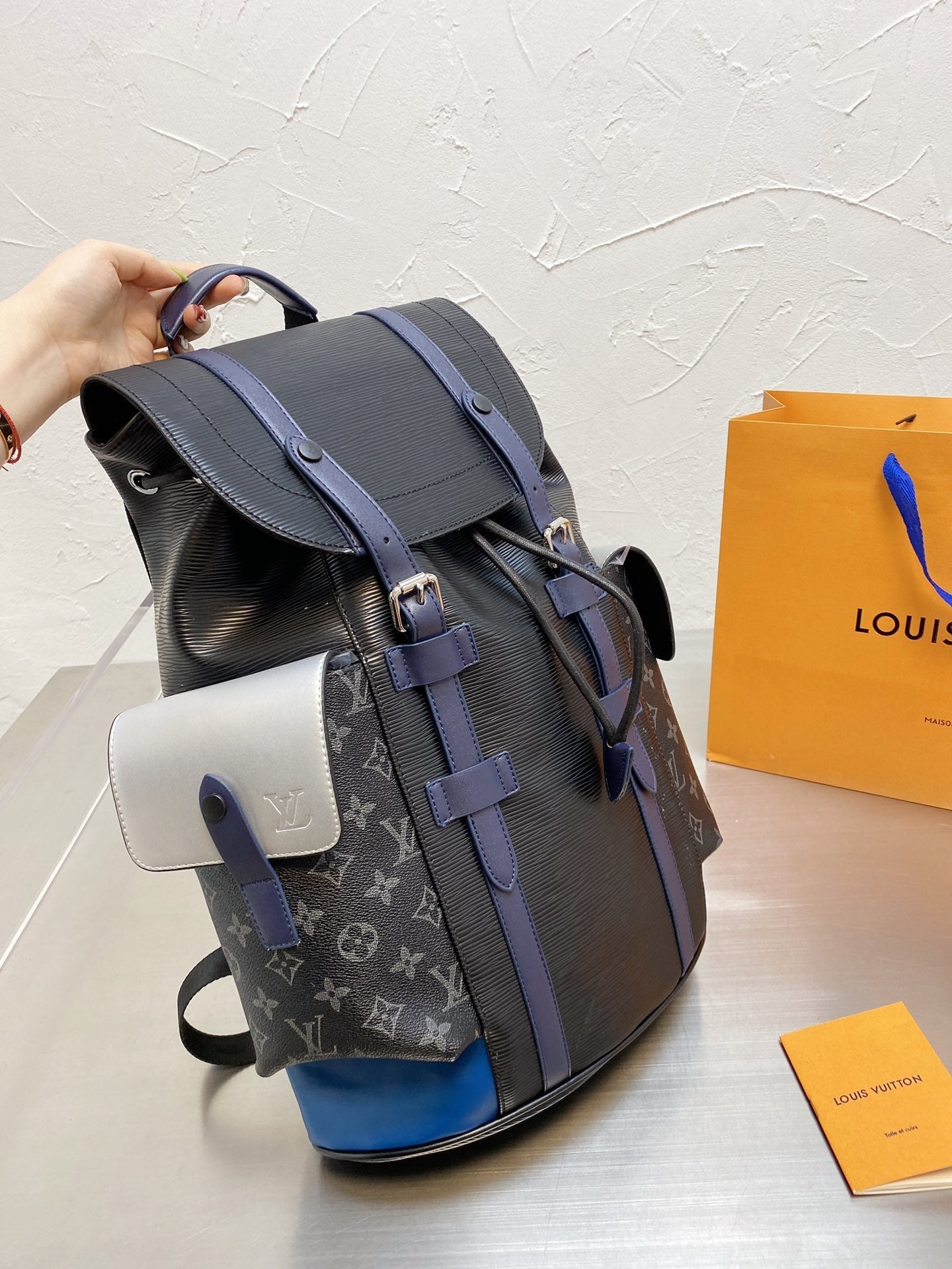 Designer Handbags louis vuitton 077