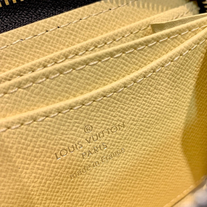 Louis Vuitton Luxury Bags 2381