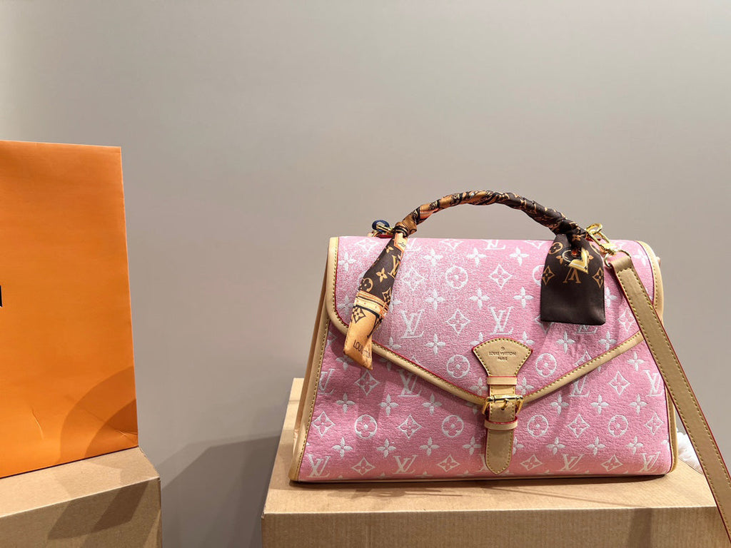 Luxury Bags Louis Vuitton  728