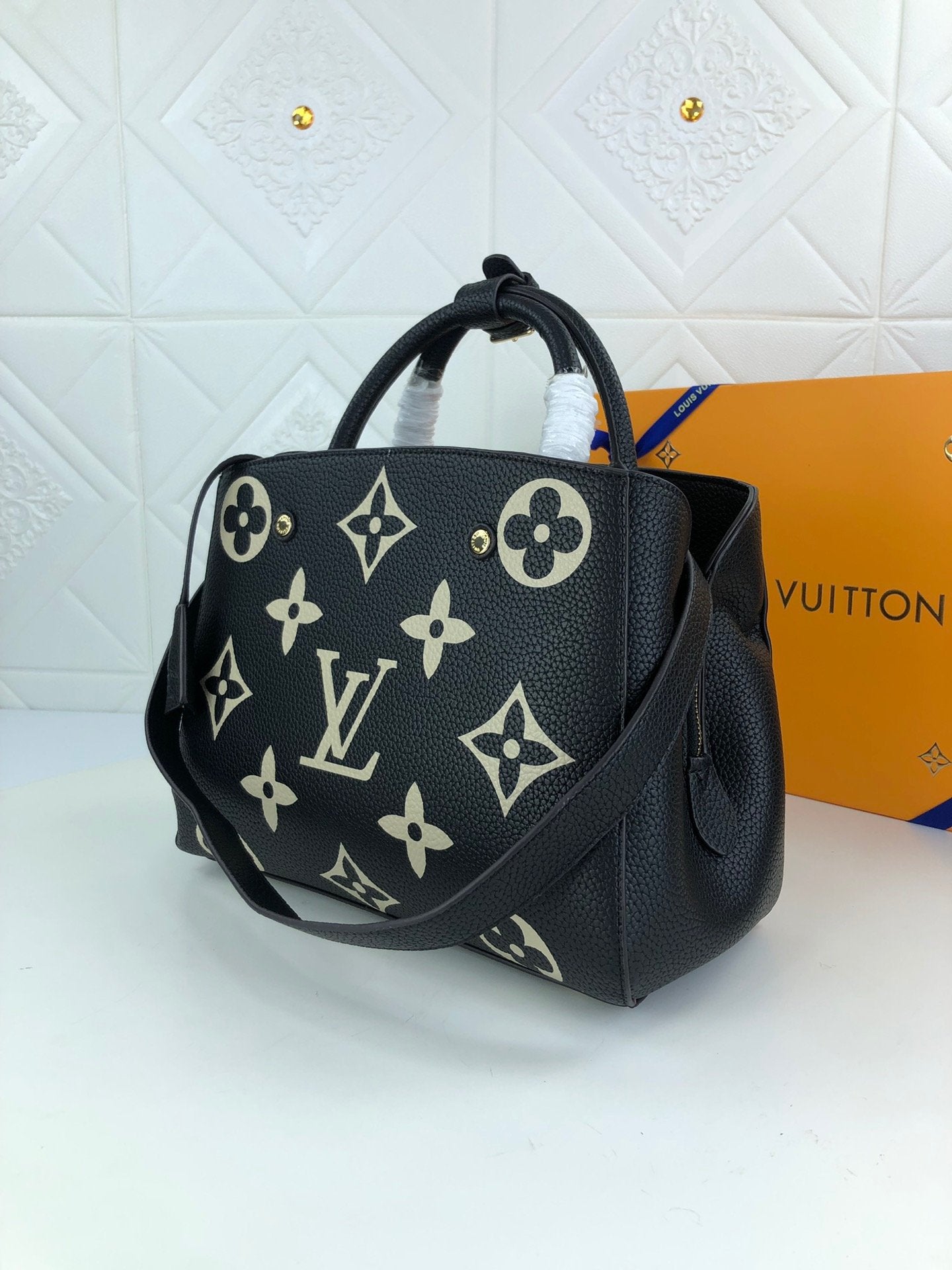 Designer Handbags Louis Vuitton 035