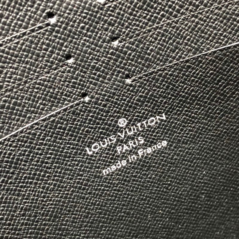Louis Vuitton Luxury Bags 2319