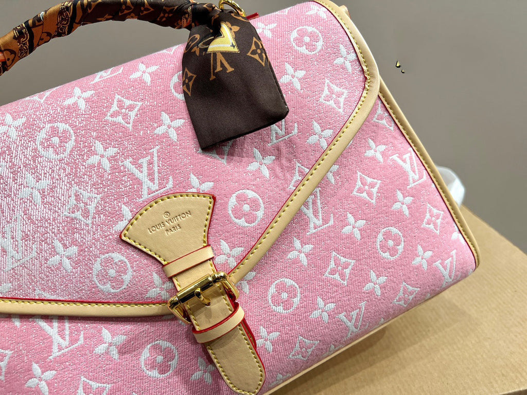 Luxury Bags Louis Vuitton  728