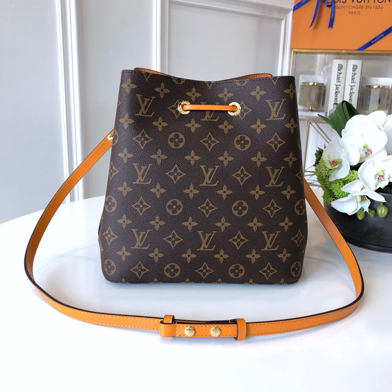 Louis Vuitton Luxury Bags 2697