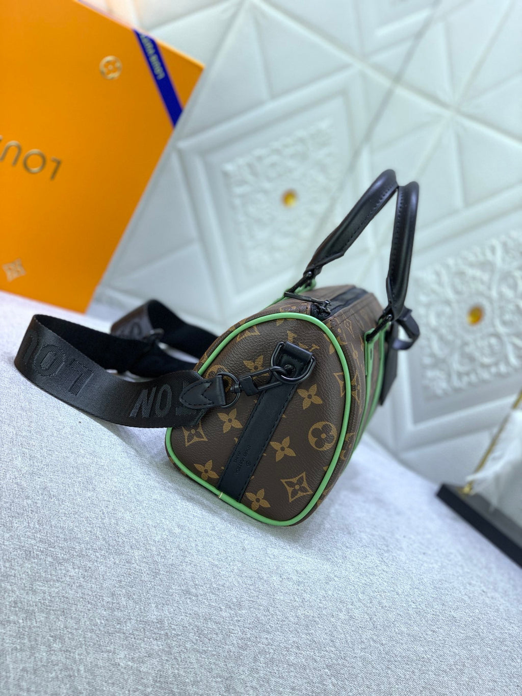 Luxury Bags Louis Vuitton  794